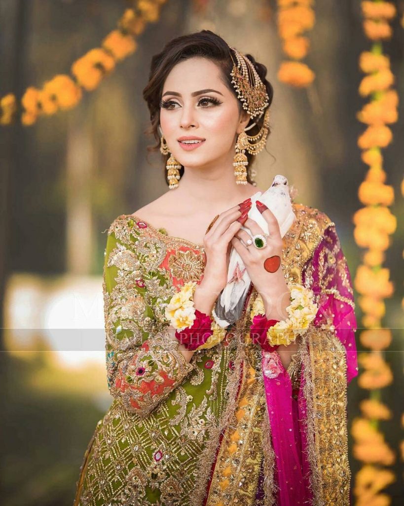 Mayo Dresses Designs For Women In Pakistan 2023