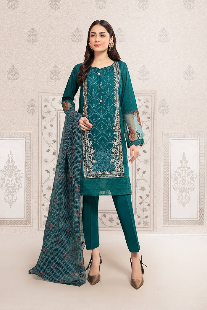 Maria B Eid Sale 2024 Collection Upto 50% Off With Price Now!