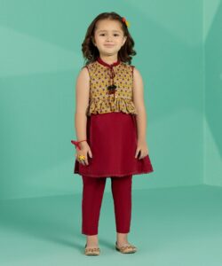 Sapphire Kids Wear Summer Collection Sale 2024 Upto 50% Off