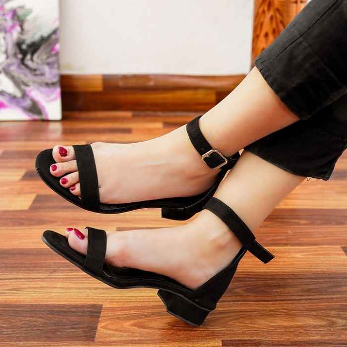 Black Beiger is the leading Pakistani footwear brand that always offers high-quality shoes for women. Let’s this season get ready with black beiger and empower your confidence with trendy style shoes. Black Beiger brand start working in Pakistani fashion in 2016. The perfect high-quality footwear range now available upto 51% off prices.