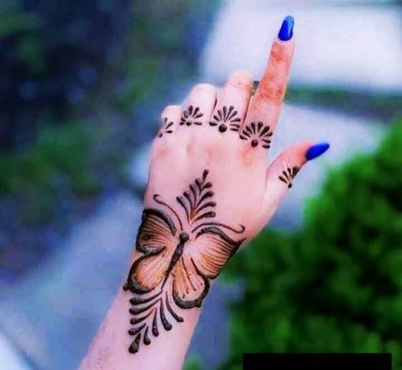 Simple Butterfly Mehndi Designs